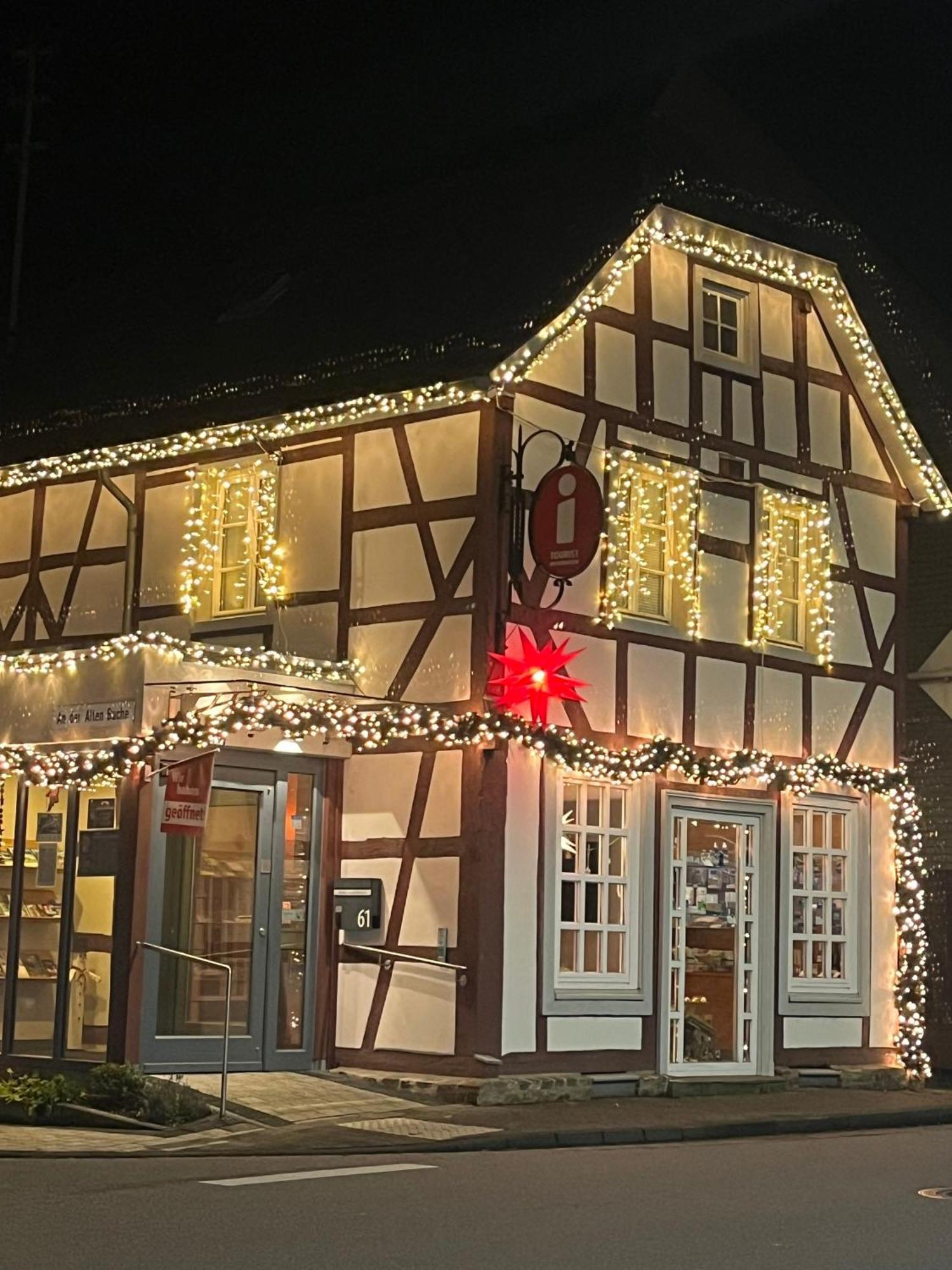 Ferienwohnung "Gaston" Mitten In Waldbreitbach Zewnętrze zdjęcie